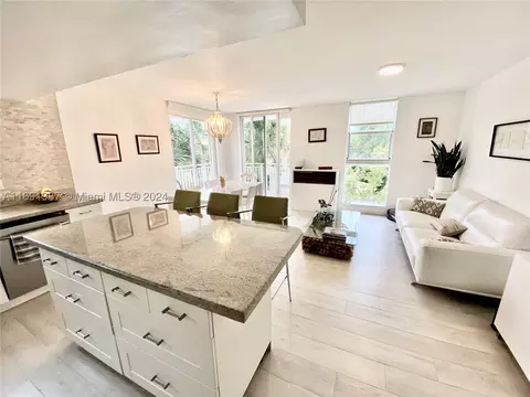16590 NE 26th Ave #302, North Miami Beach, FL 33160