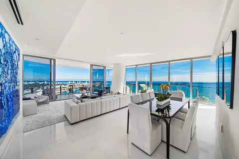 300 Biscayne Blvd Way #4701, Miami, FL 33131