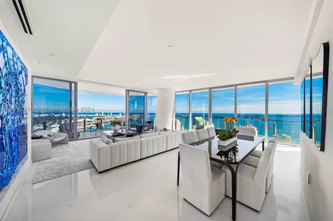 300 Biscayne Blvd Way #4701, Miami, FL 33131