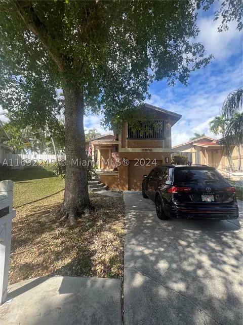 21806 SW 98th Pl, Cutler Bay, FL 33190