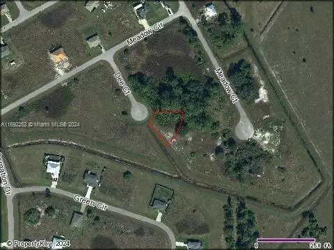 9008 Dee Ct, La Belle, FL 33935 photo 1