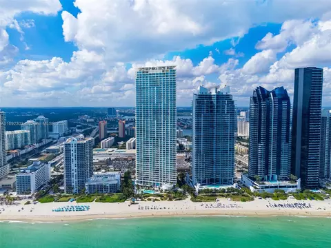 16901 Collins Ave #1503, Sunny Isles Beach, FL 33160