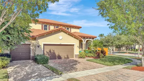 3671 SE 2nd Dr, Homestead, FL 33033