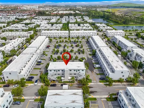 10295 NW 64th Ter #302, Doral, FL 33178