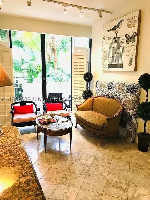 2000 Island Blvd #201, Aventura, FL 33160