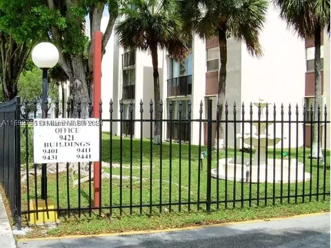 9411 SW 4th St #105, Miami, FL 33174