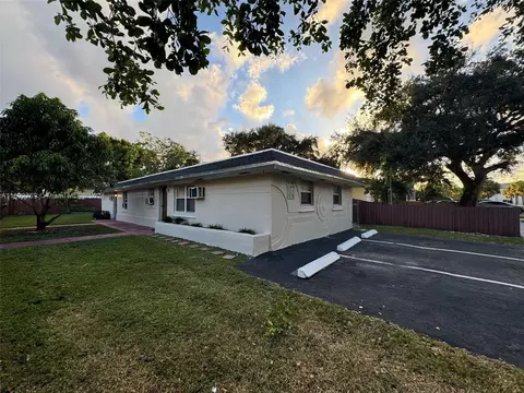 Undisclosed, Dania Beach, FL 33004