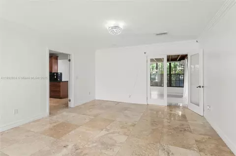 1925 SW 82nd Ct, Miami, FL 33155 photo 9