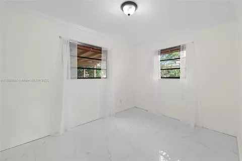 1925 SW 82nd Ct, Miami, FL 33155 photo 25