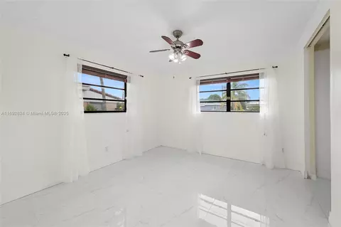 1925 SW 82nd Ct, Miami, FL 33155 photo 21