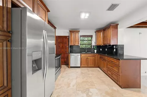 1925 SW 82nd Ct, Miami, FL 33155 photo 15