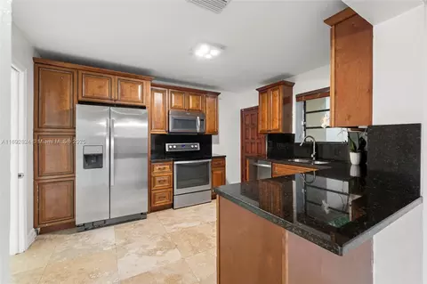 1925 SW 82nd Ct, Miami, FL 33155 photo 13