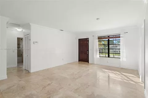 1925 SW 82nd Ct, Miami, FL 33155 photo 8