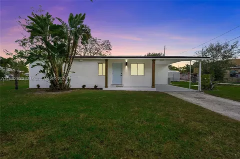 2935 N 23rd Ave, Hollywood, FL 33020