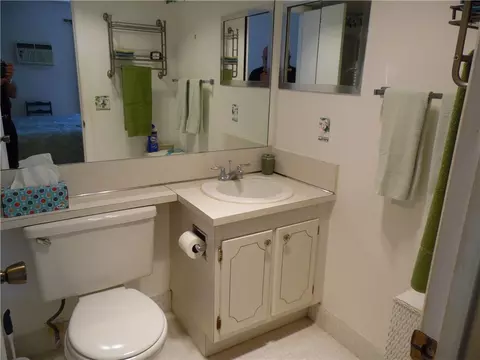 400 Leslie Dr #303, Hallandale Beach, FL 33009
