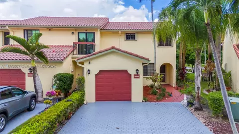 2315 El Cid Ct, Davie, FL 33324