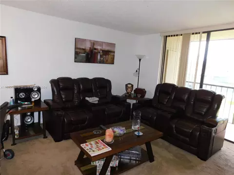 8005 SW 107 Ave #209, Miami, FL 33173