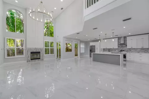 1610 NE 1st St #6, Fort Lauderdale, FL 33301