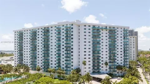 19380 Collins Ave #1425, Sunny Isles Beach, FL 33160