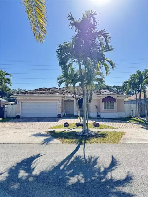 1210 SE 7th Ct, Homestead, FL 33033