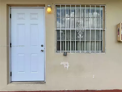 2651 NW 13th St #31, Miami, FL 33125