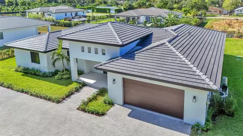 23060 SW 154 Ct, Miami, FL 33170