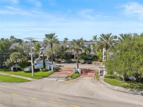 761 SW 148th Ave #910, Sunrise, FL 33325