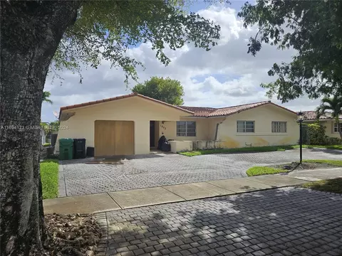 1803 SW 103rd Pl, Miami, FL 33165
