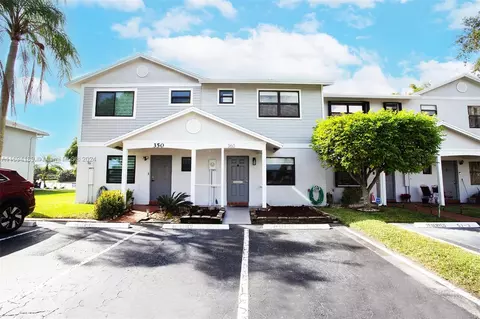 360 NW 106th Ter #360, Pembroke Pines, FL 33026