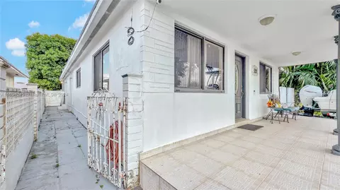 Exterior - 528 E 16th St, Hialeah, FL 33010 photo 6 of 6