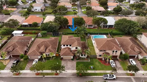 2410 SE 3rd St, Homestead, FL 33033