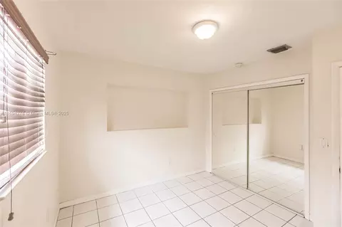 Bedroom - 521 E 41st St, Hialeah, FL 33013 photo 8 of 11