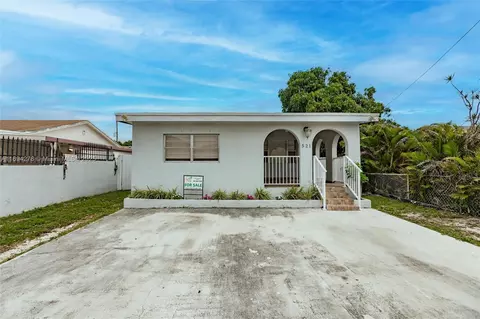Other - 521 E 41st St, Hialeah, FL 33013 photo 2 of 9