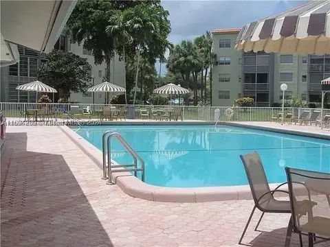 1810 SW 81st Ave #2200, North Lauderdale, FL 33068
