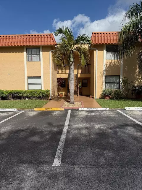 9714 Hammocks Blvd #202-29, Miami, FL 33196