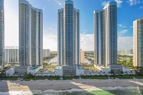 15901 Collins Ave #2506, Sunny Isles Beach, FL 33160