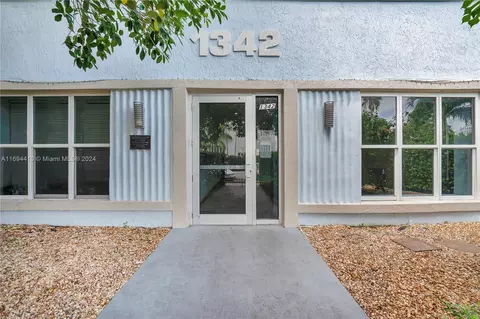 1342 Drexel Ave #203, Miami Beach, FL 33139
