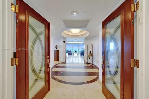 19111 Collins Ave #1108, Sunny Isles Beach, FL 33160