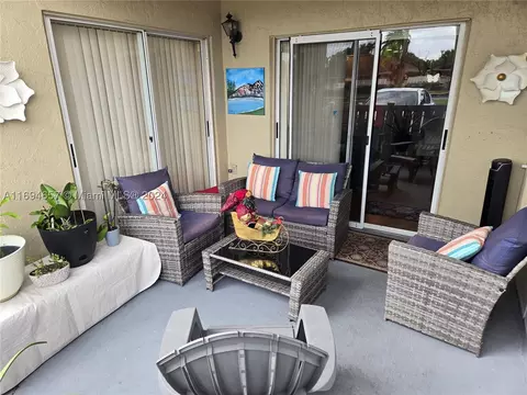 18810 NW 57th Ave #109, Hialeah, FL 33015