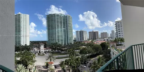 20000 E Country Club Dr #803, Aventura, FL 33180