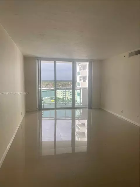 3001 S Ocean Dr #933, Hollywood, FL 33019