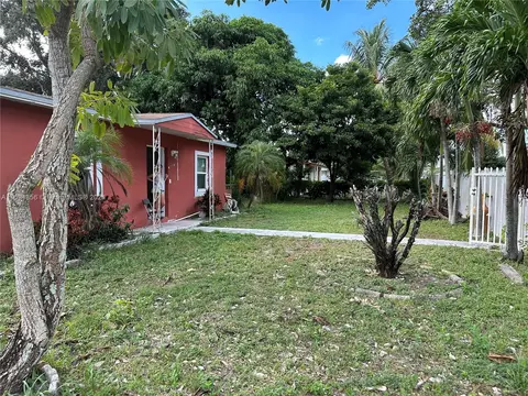 770 Sultan Ave, Opa Locka, FL 33054 photo 2