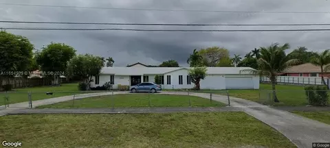 13920 SW 34th St, Miami, FL 33175