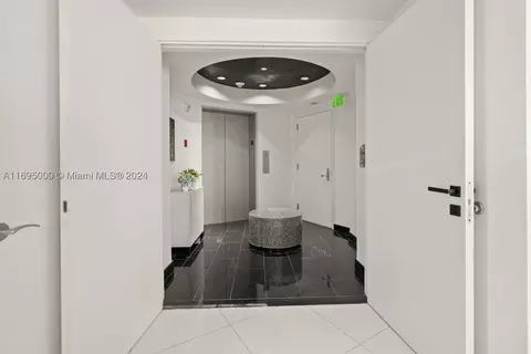 17001 Collins Ave #4107, Sunny Isles Beach, FL 33160