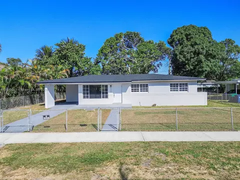 1255 NW 172nd Ter, Miami Gardens, FL 33169