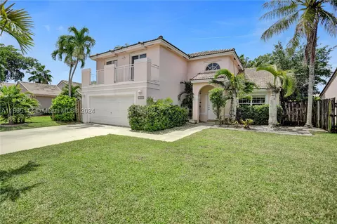 15970 SW 72nd Ter, Miami, FL 33193