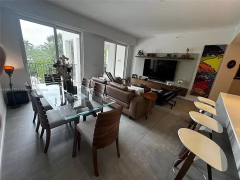 3700 Island Blvd #C207, Aventura, FL 33160