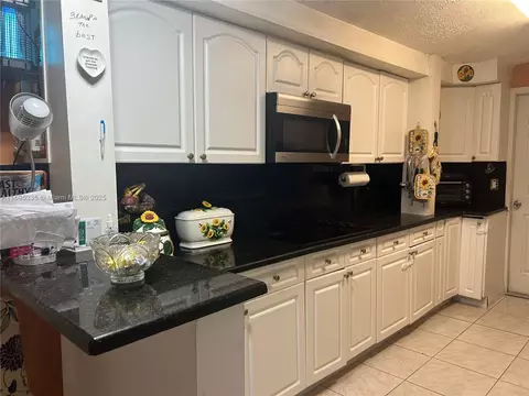 290 SE 9 Ave, Hialeah, FL 33010 photo 9