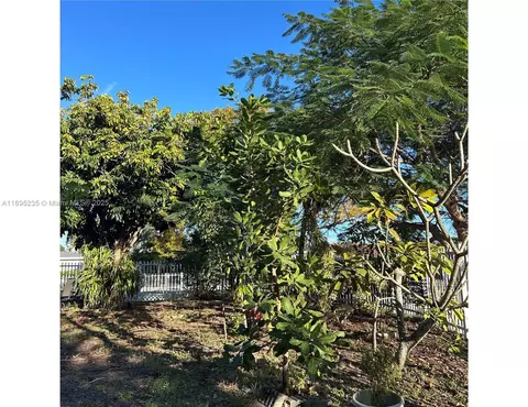 290 SE 9 Ave, Hialeah, FL 33010 photo 12