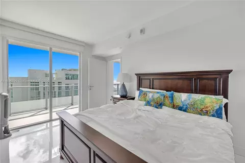 1300 Brickell Bay Dr #2805, Miami, FL 33131 photo 16